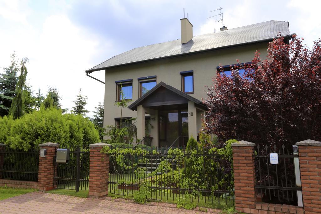 10 Bed And Breakfast Poznań Exteriör bild