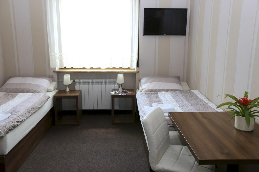 10 Bed And Breakfast Poznań Rum bild